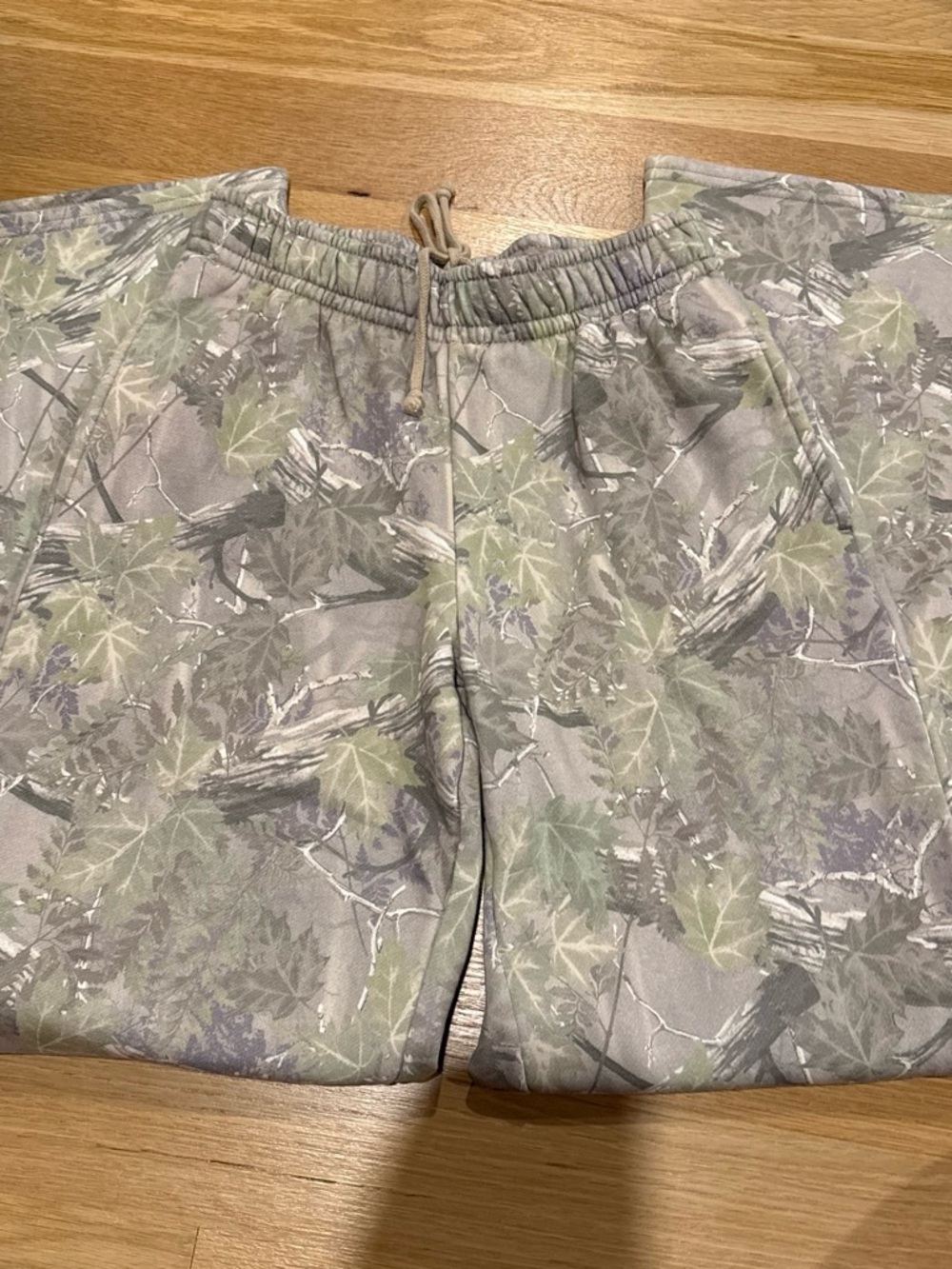 PacSun Straight Leg Camo-Style Sweatpants in Green and Gray